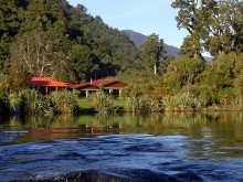 Lake Moeraki Wilderness Lodge